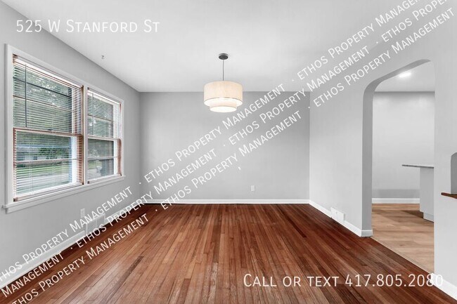 Building Photo - 525 W Stanford St