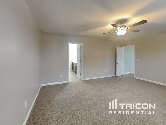 Building Photo - 144 Yadkin St