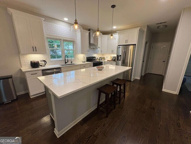 Building Photo - 3755 Ridgeside Ct