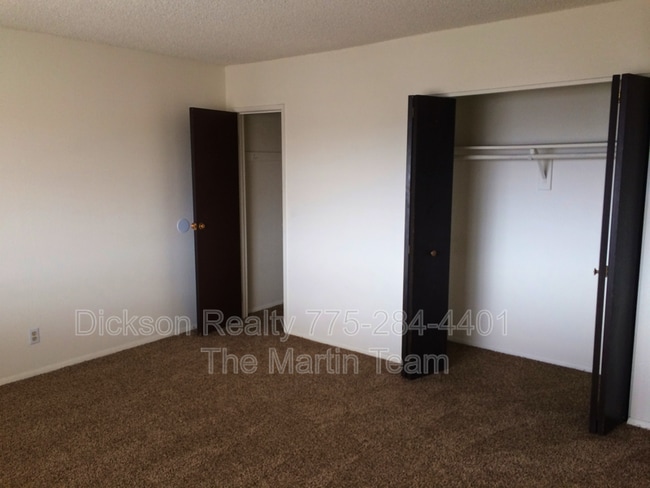 Building Photo - 3281 Gypsum Rd