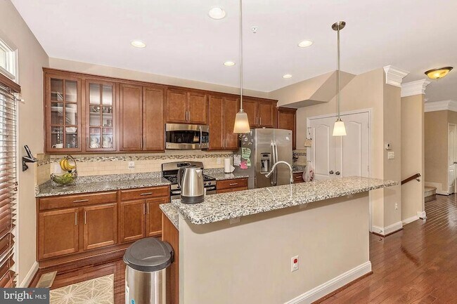 Building Photo - 11882 Country Squire Way