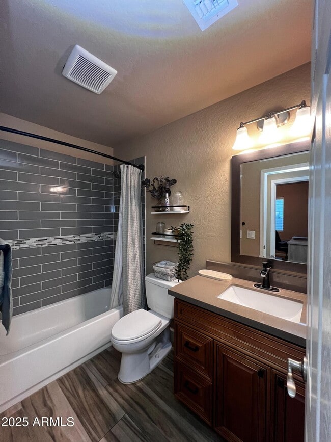 Building Photo - 11252 E Calypso Ave