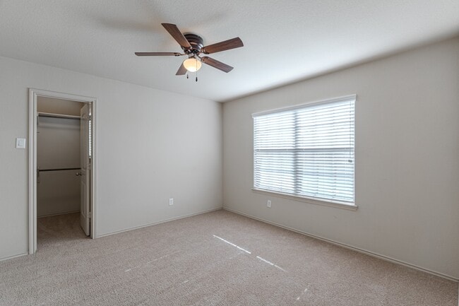 Building Photo - 2007 Naplechase Crest Dr