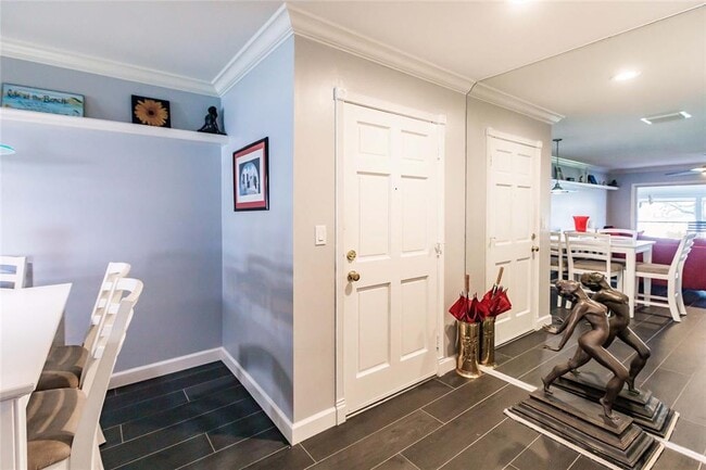 Building Photo - 6053 E Peppertree Way