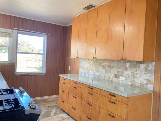 Building Photo - 2109 Junius St