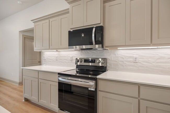 Building Photo - 3195 Dogwood Pk Blvd