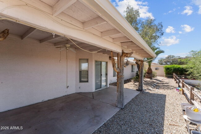 Building Photo - 2110 W Terrace Dr