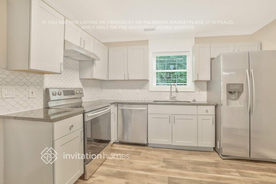 Building Photo - 4004 Melvin Dr SW