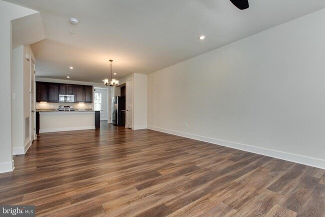 Building Photo - 2546 Buckthorn Dr