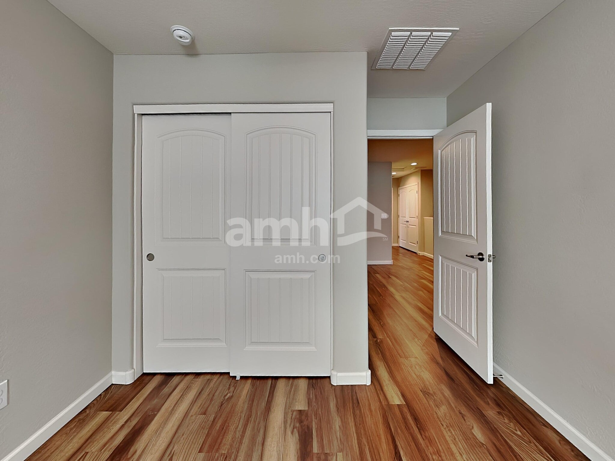 Building Photo - 20740 W Thomas Rd