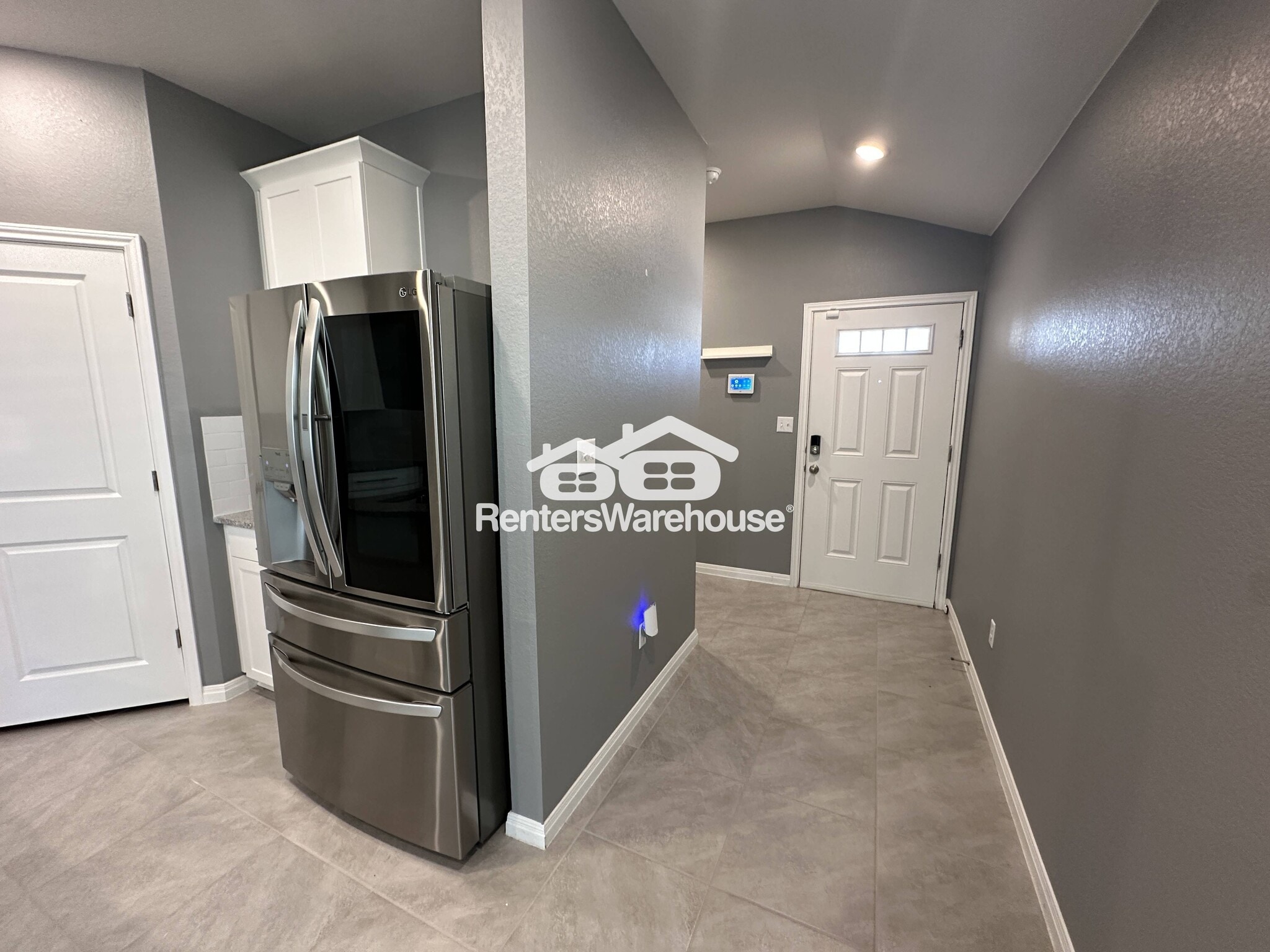 Building Photo - 513 Longmount Cv