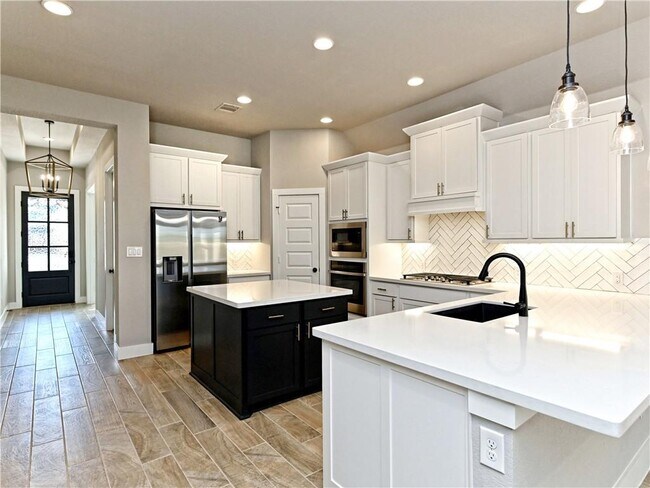 Building Photo - 2621 Franciscana Way