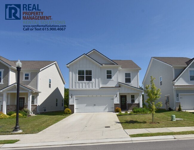 Building Photo - Gorgeous and modern 5 bd 3 ba home in Smyrna! Neighborhood pool and playground!