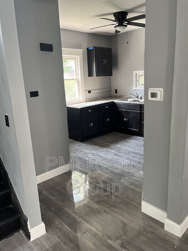 Building Photo - 12203 Castlewood Ave