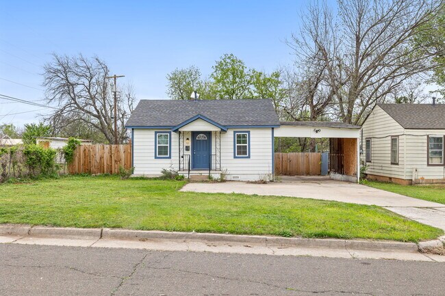 Building Photo - 4012 S Hudson Ave