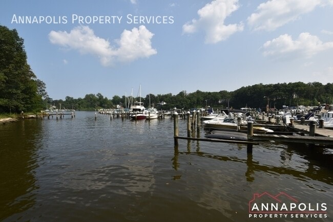 Building Photo - 3144 Stonehenge Dr