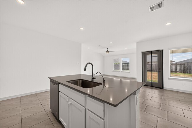 Building Photo - 28926 Yachting Pt Ct