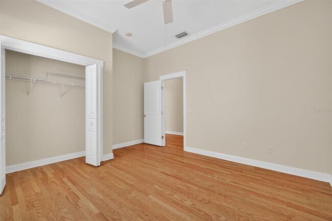 Building Photo - 6827 S Trask St