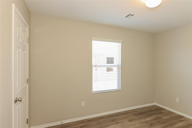 Building Photo - 9125 SW 55th St