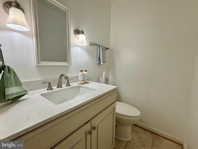 Building Photo - 3124 Wynford Dr