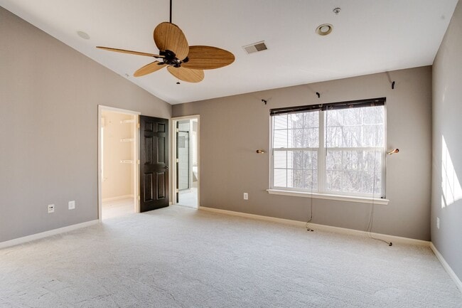 Building Photo - 1730 Bluffs Island Ct