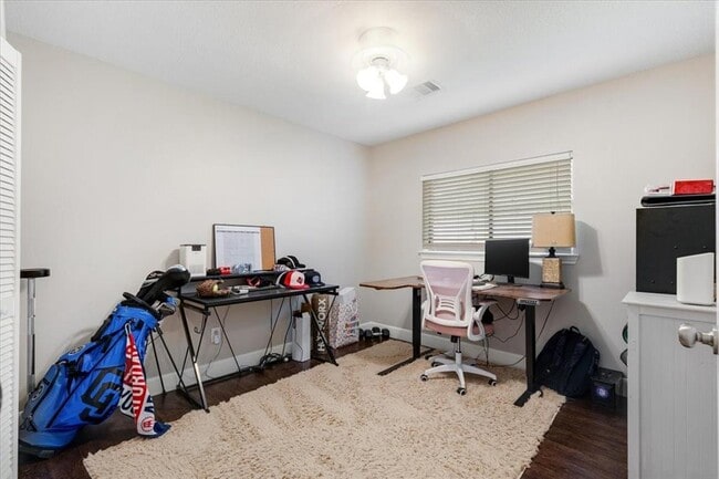 Building Photo - 3209 Blue Wing Dr