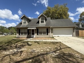 Building Photo - 36 Country Walk Dr