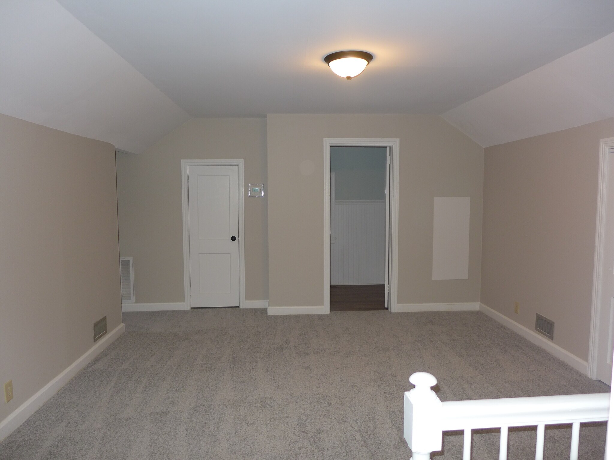 Building Photo - 205 N Caswell St