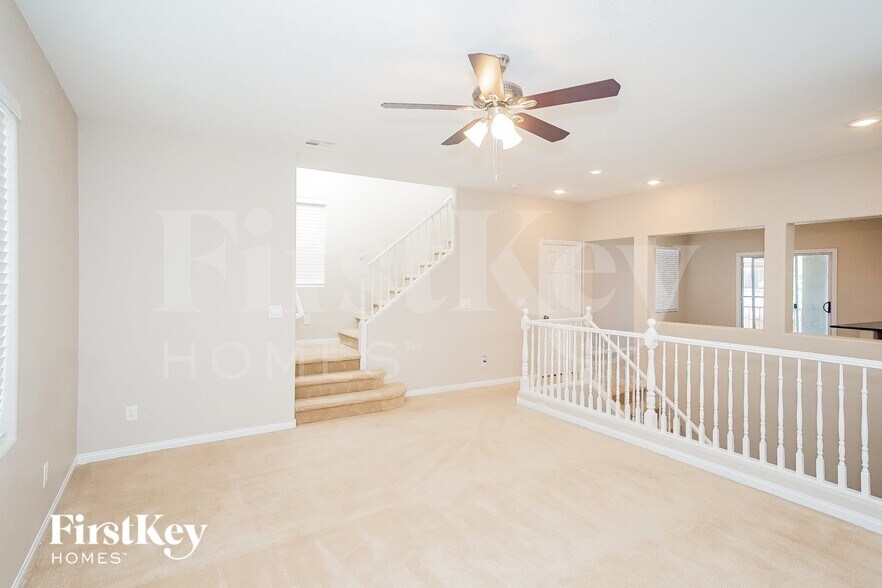 Building Photo - 8688 Pico Grande Ct