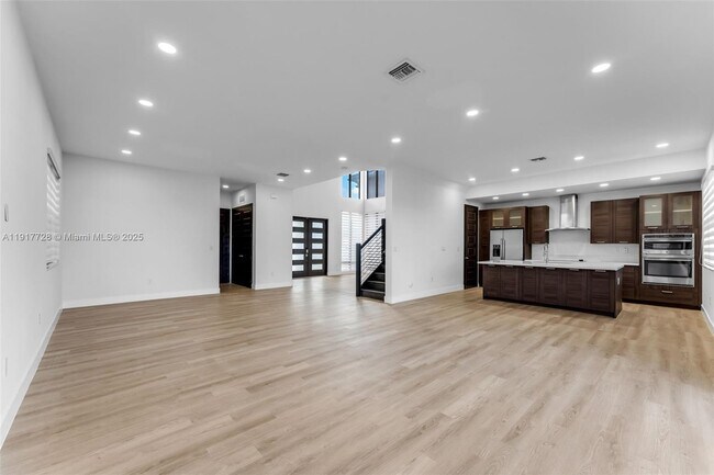 Building Photo - 16175 SW 136th Terrace