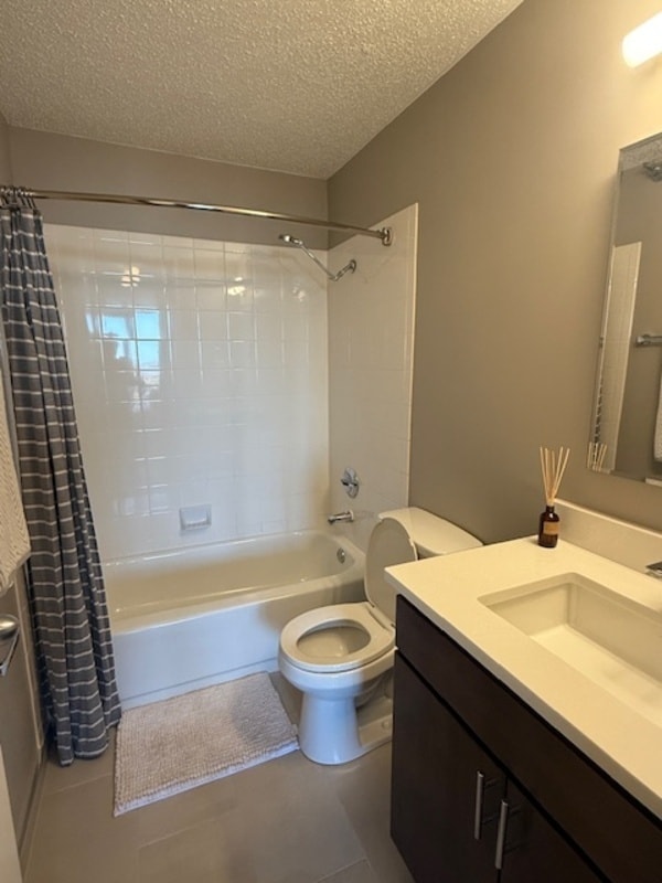 Building Photo - 1746 N Wells St