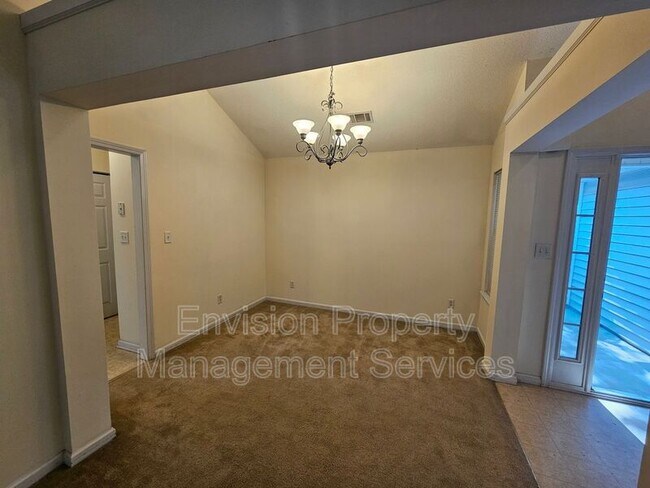 Building Photo - 3989 Meadow Glen Way