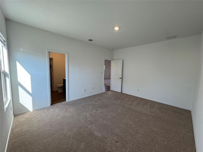 Building Photo - 203 Tufted Duck Path