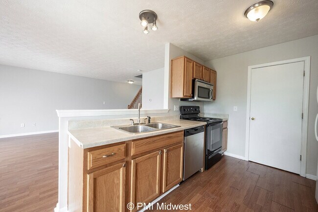 Building Photo - 5653 Valhalla Way