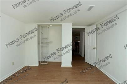 Building Photo - 353 Boiling Springs Dr