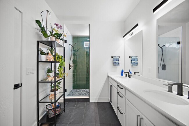 Building Photo - NEW CONSTRUCTION Gorgeous 4 Bedroom, 3.5 bath with Unbeatable Views