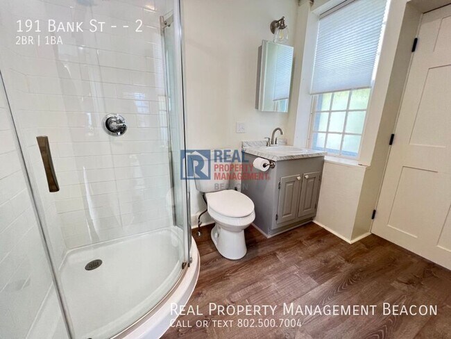 Building Photo - 191 Bank St