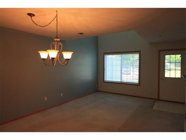 Building Photo - 8433 Annapolis Way