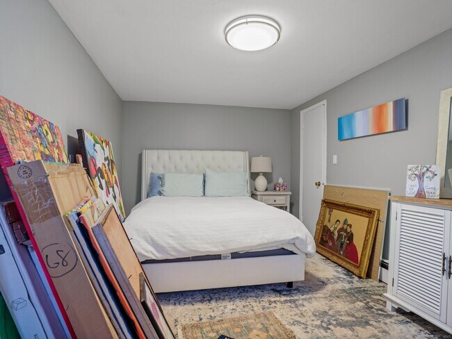 Building Photo - 10 Tupelo Rd