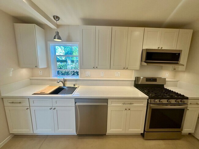 Building Photo - 112