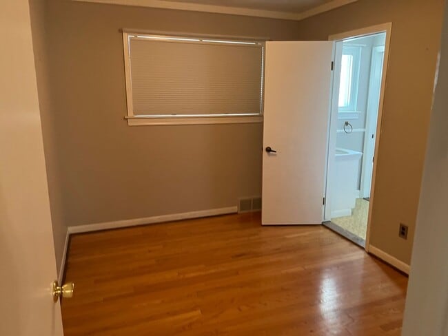 Building Photo - 3 Bedroom Home in Frasier