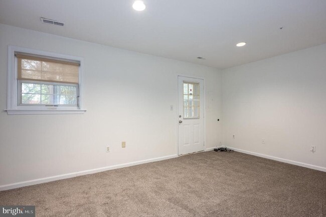 Building Photo - 4406 Lieutenant Lansdale Pl