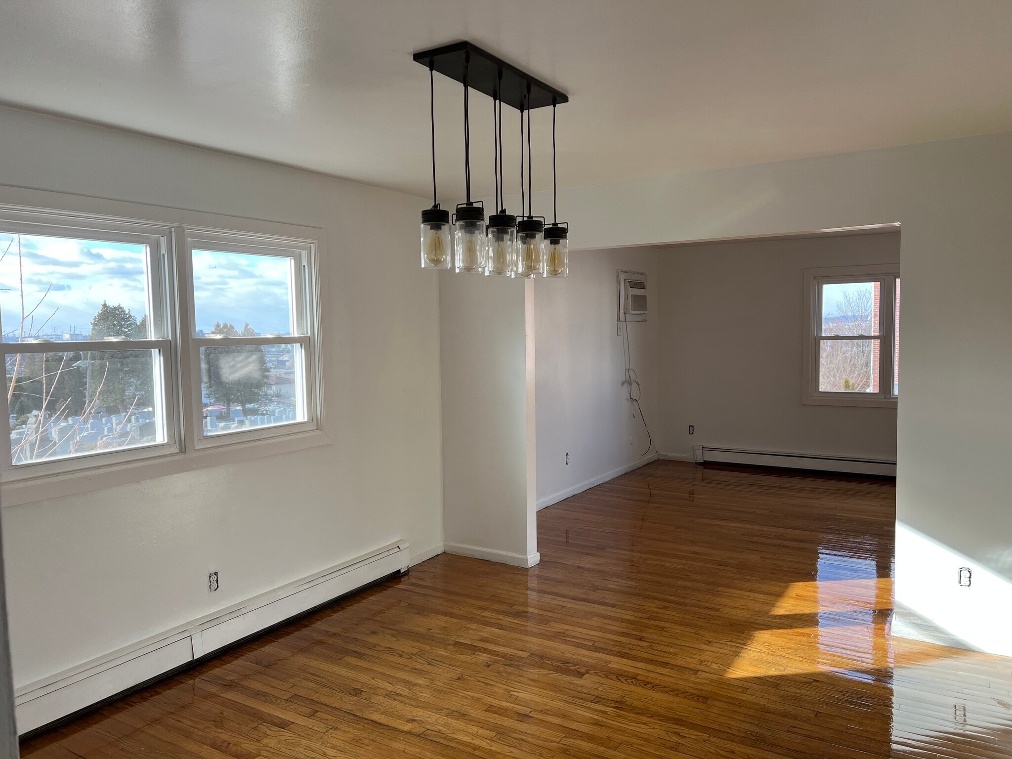 Building Photo - 284 Washington St