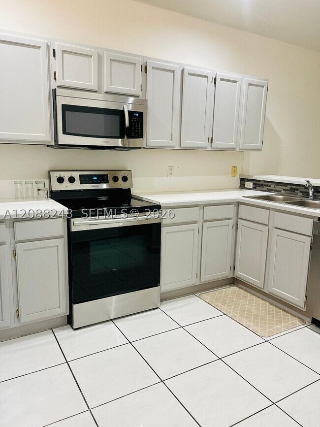 Building Photo - 8995 NW 148th St