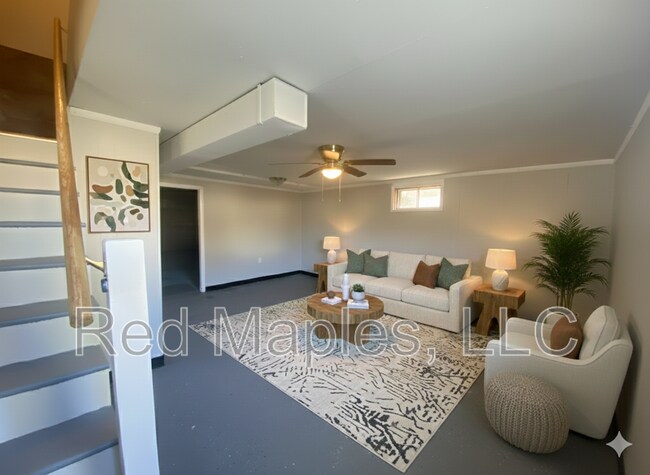 Building Photo - 7703 Alaska Ave