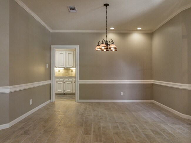 Building Photo - 11519 Aspenway Dr