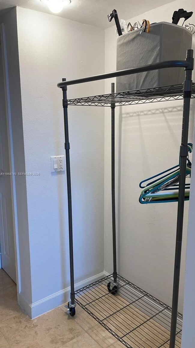 Building Photo - 3180 S Ocean Dr