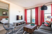 Building Photo - 555 N College Ave