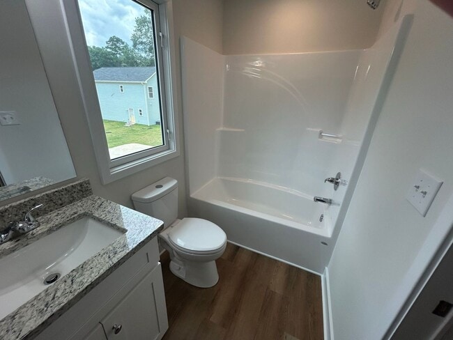 Building Photo - NOW LEASING FOR AUGUST 2026!