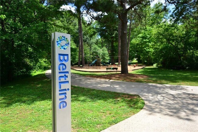 Building Photo - 48 25th St NW